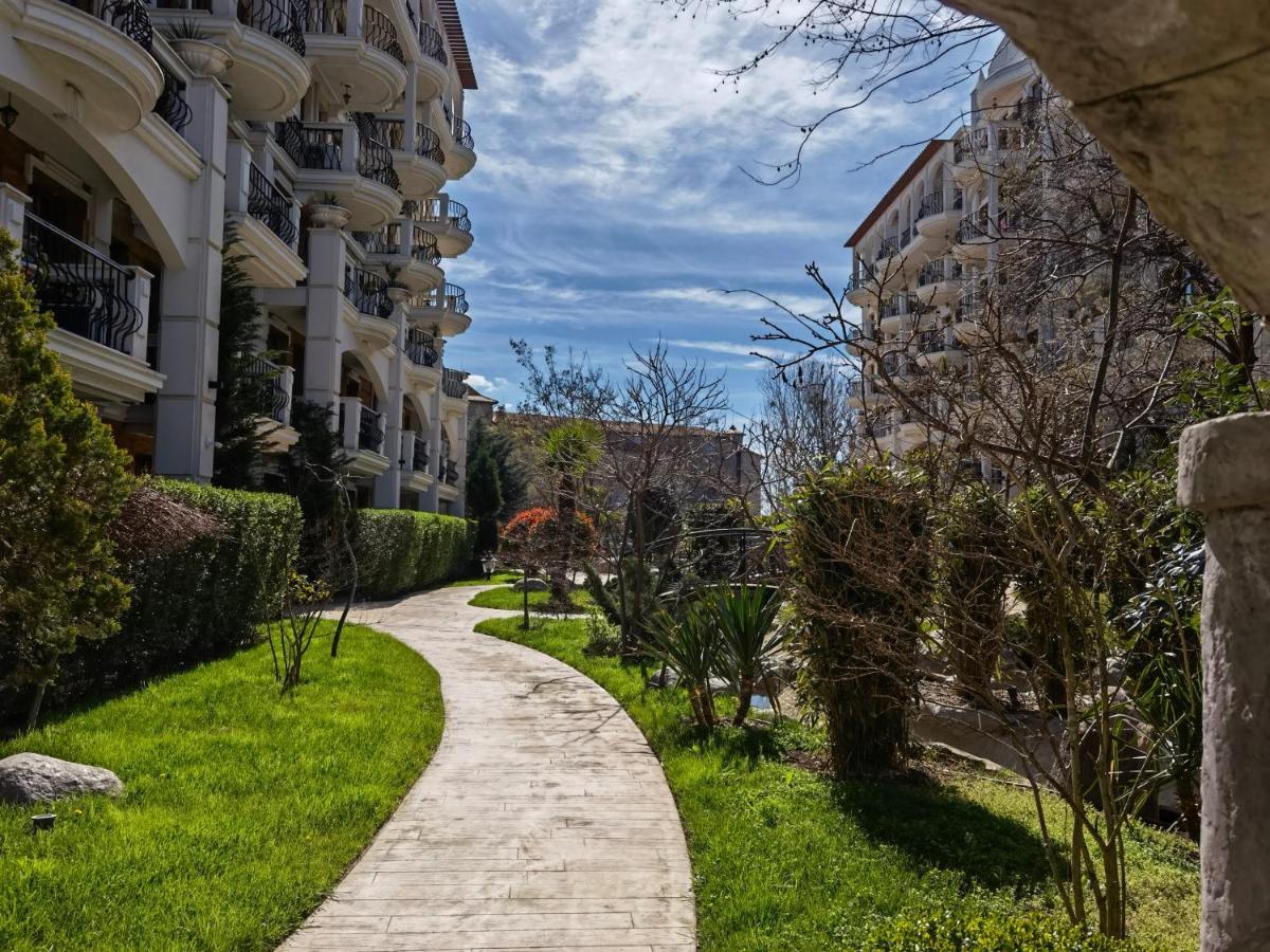 Harmony Suitеs Apartment Слънчев бряг Екстериор снимка