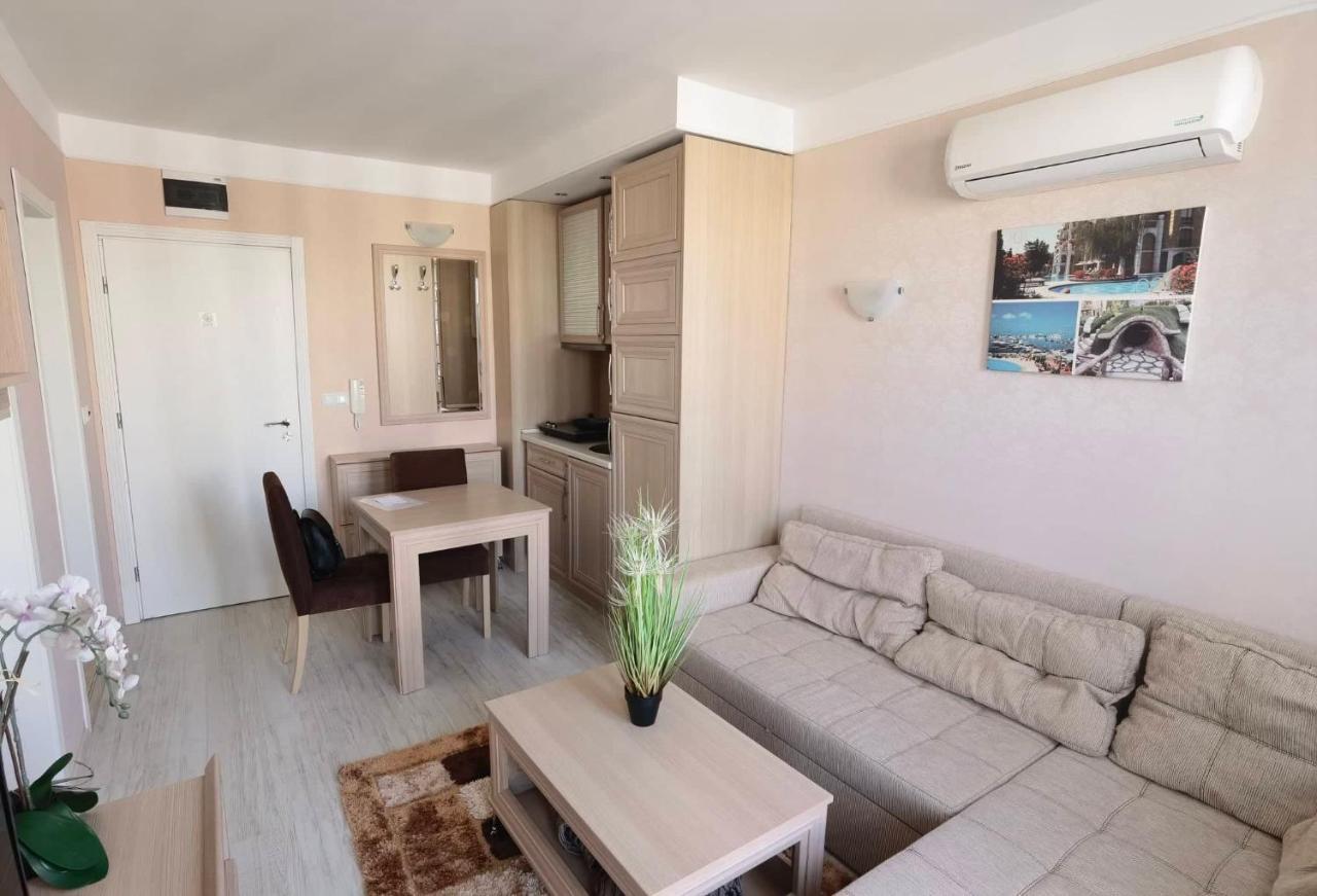 Harmony Suitеs Apartment Слънчев бряг Екстериор снимка