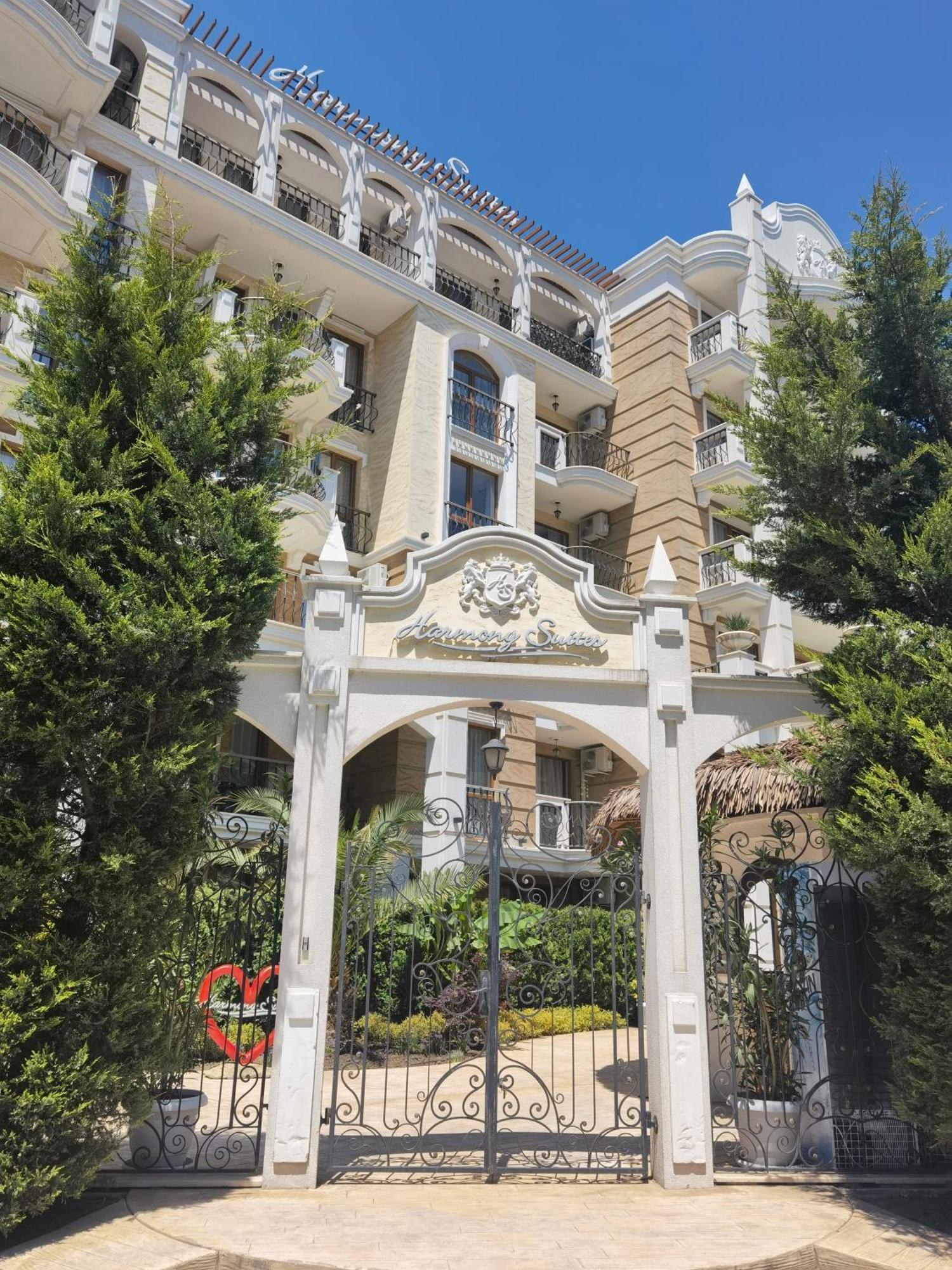 Harmony Suitеs Apartment Слънчев бряг Екстериор снимка
